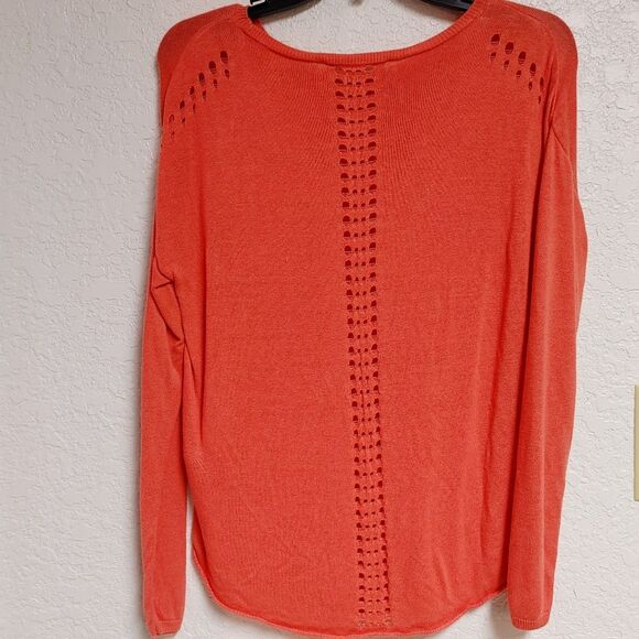 Teva by Vince Camuto open knit sweater - Picture 3 of 3